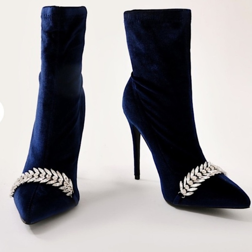 VELVET ANKLE BOOTS